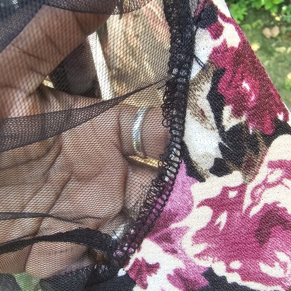 SHEIN Clasi Plus Keyhole Back Floral Print Mesh Panel Top size 0XL (12) - Picture 5 of 8